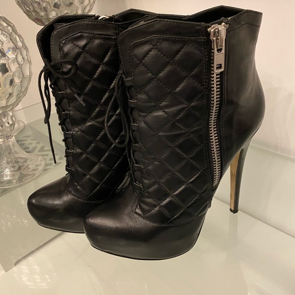 Bebe quilted lace up booties. - Picture 5 of 7